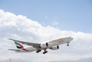 How do I earn and redeem Emirates Skywards miles