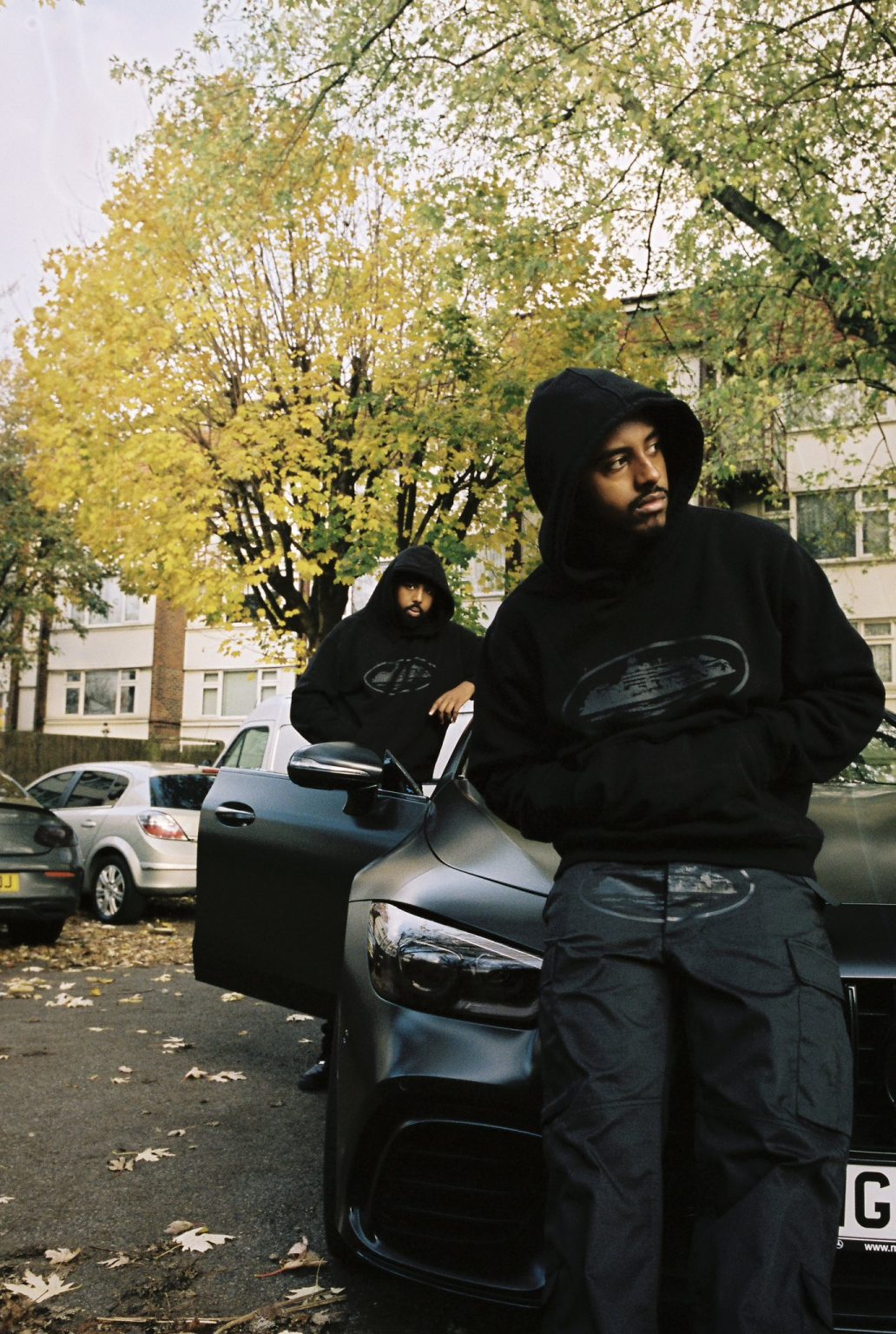 The Benefits of Shopping at the Corteiz Hoodie UK Online Official Store