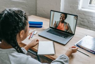 Physics and Maths Tutor